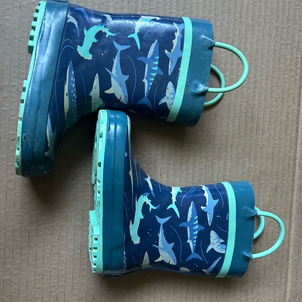 Stephen Joseph Kids Blue Shark Print Rain Boots size 8
